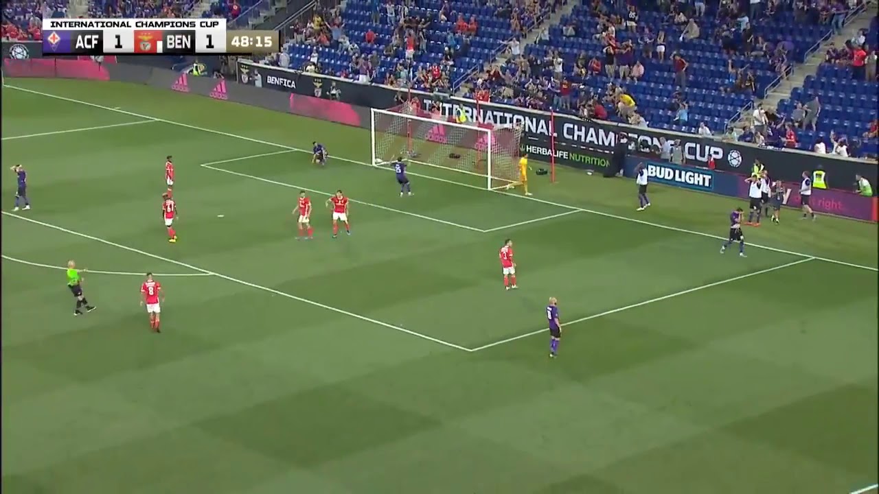 L'incroyable but raté de Benassi contre Benfica