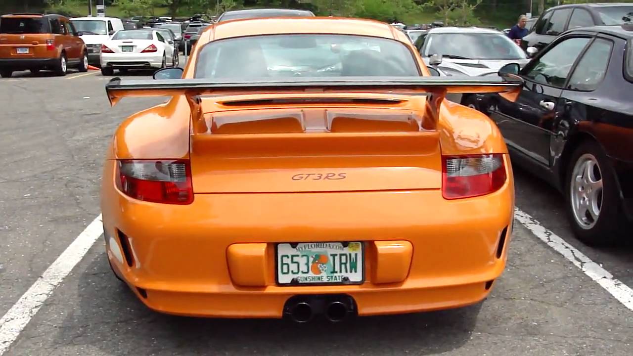 Orange Porsche GT3 RS