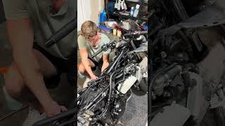 Cara Memasang Karburator Pada Kawasaki Ninja 250 Tahun 20082012