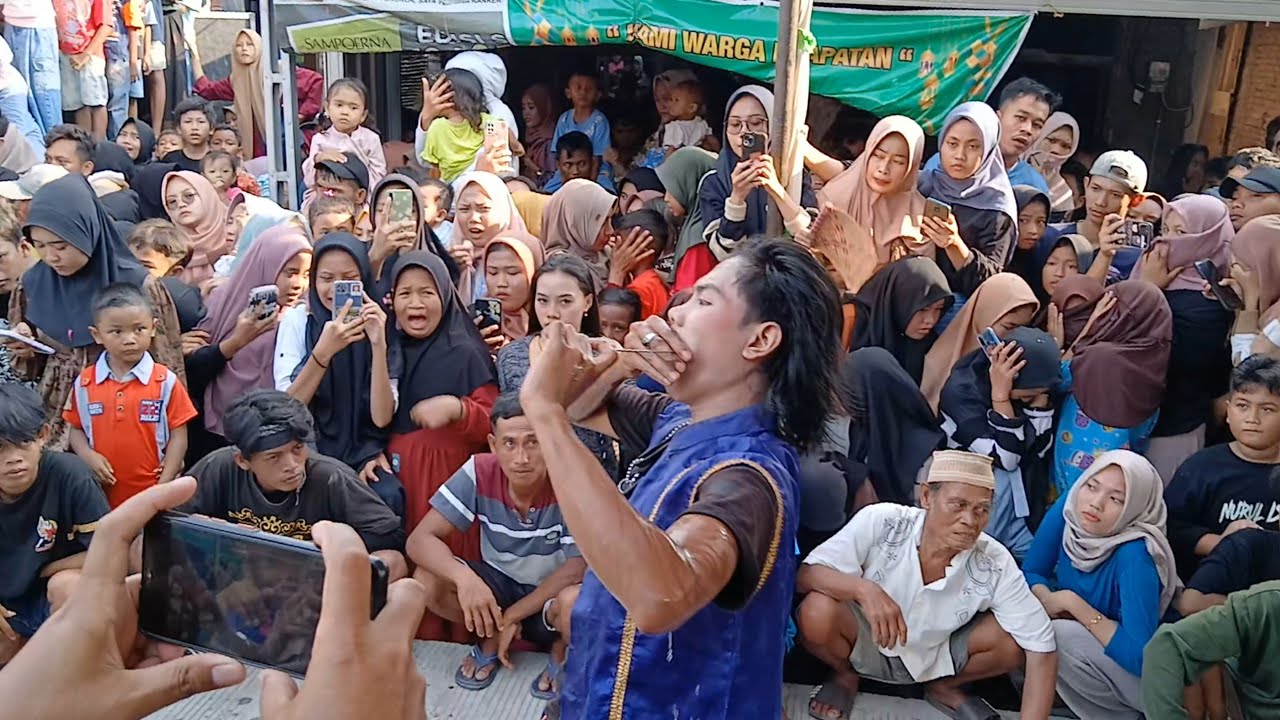 ATRAKSI SPEKTAKULER KADEMANGAN DI SERANGAN BONANG