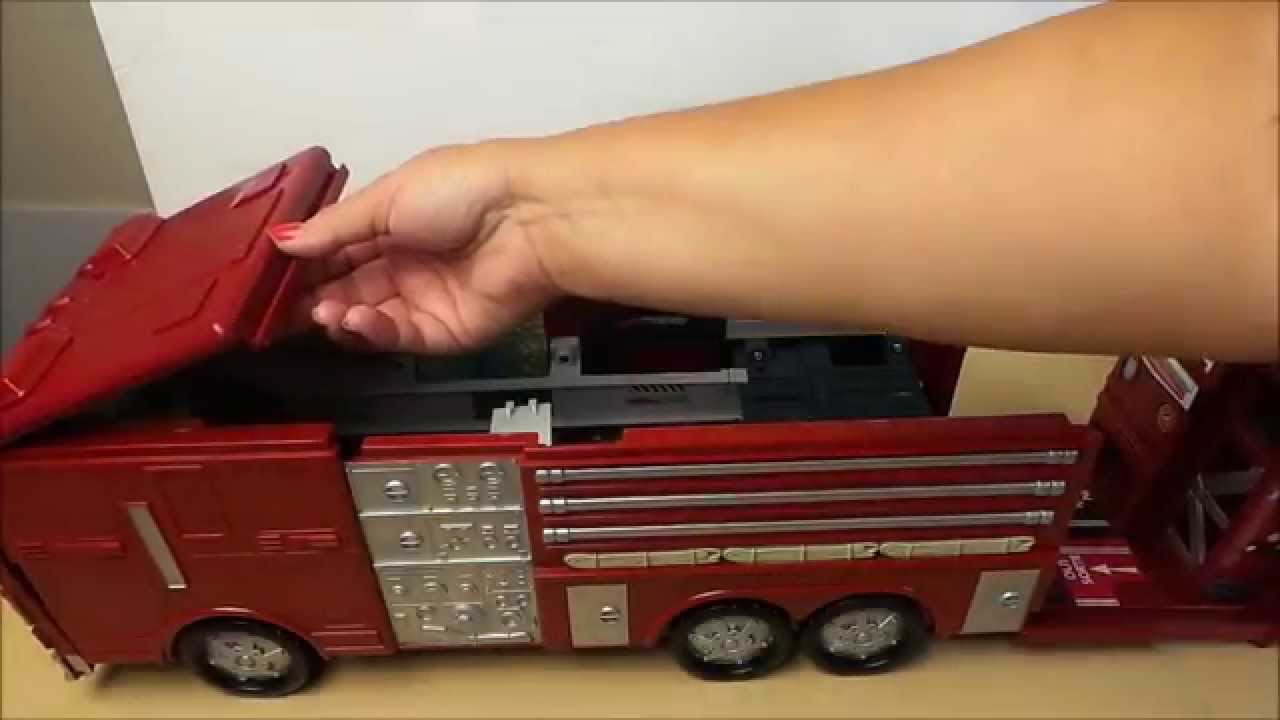 Featured image of post Fire Engine Toy Opens Up : Firefighter fireman rescue with fire engine toy truck.