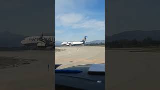 Boeing 737 Ryanair Landing On Girona Lege