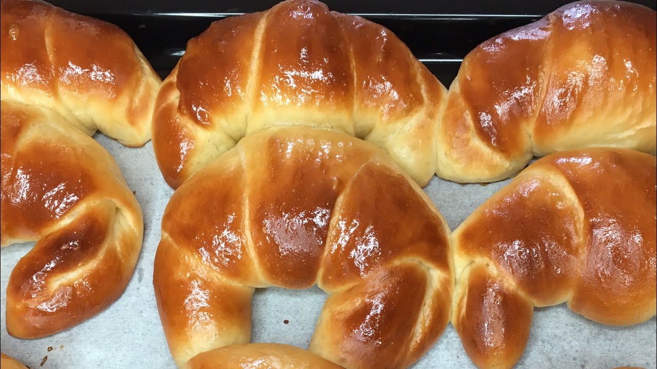 SOFT  BRIOCHE CRESCENTS  🥐🥐🥐WITH CUSTARD | HOW TO MAKE CUSTARD BRIOCHE | HOMEMADE CUSTARD BRIOCHE