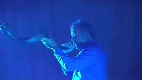 Randy Spencer playing the Shofar   Song 2   Savann...