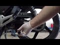Honda CB125E - How to Adjust Your Chain
