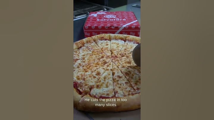 This guy cuts his pizza in too many slices! #pizza #fyp #trending #shorts #viral