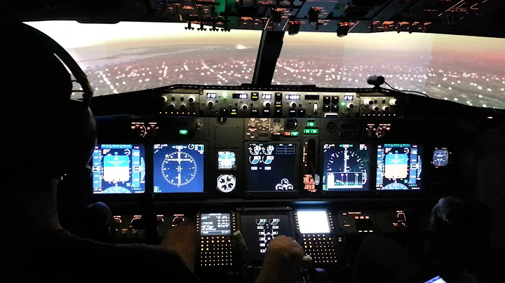B737-800 Full motion flight simulator experience, 2013 World Flight Tour, San Diego landing