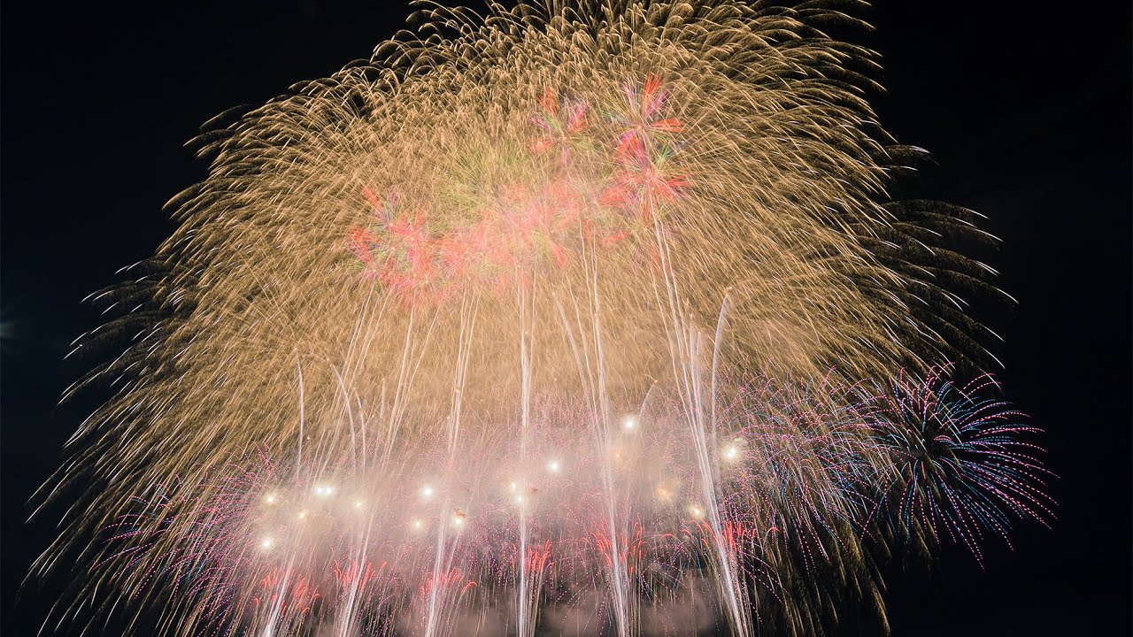 大曲の花火 オープニング フィナーレ Bgm入り Omagari Fireworks Opeing Closing Show Akita Japan Bmpcc6k Youtube