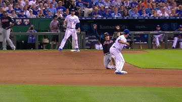 CLE@KC: Escobar makes nice grab to start 6-4-3 DP