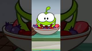 Om Nom Likes To Eat Berries Cartoons For Kids Cut The Rope