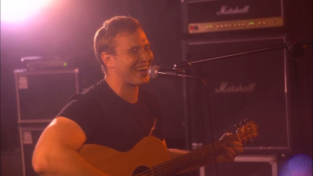 Макс корж. Макс корж неважно. Макс корж неважно. Макс корж неважно. Макс корж тралики.