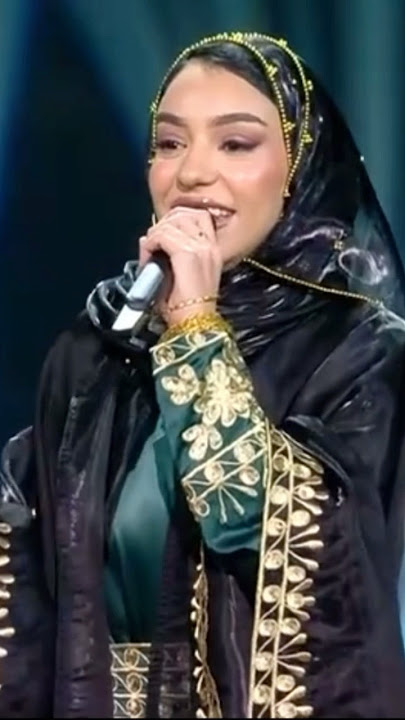 سرقني ما دريت انه سرقني -الفنانة #زينة_عماد من حفل #فنان_العرب_والنجوم @ZenaEmad