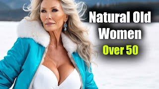 Beautiful Woman Over 50 - What Does A Finance Consultant Actually Do? Natural | Old
