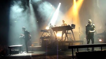 Linkin Park -Waiting for the End Live at O2 World 20.10.2010 [HD&HQ]