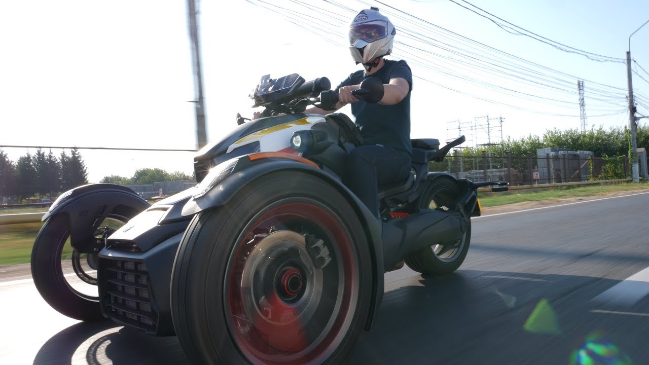 Sania lui Moș Crăciun are trei roți, Big Boys Toys episodul 9 - Cavaleria.ro