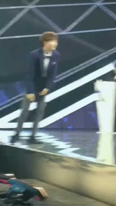 X1's Song Hyeong Jun...