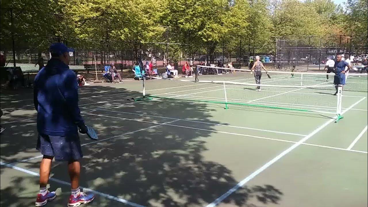 Pickleball at Roy Wilkins Park 9/26/22 YouTube