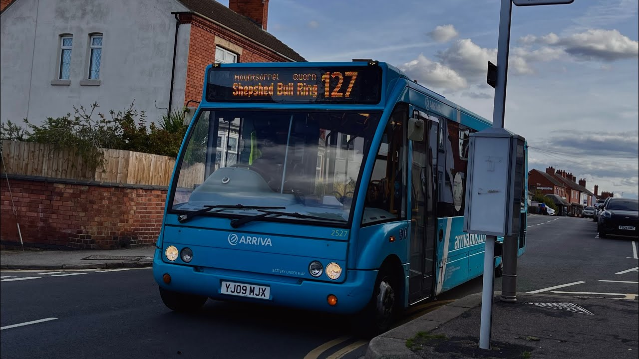 Ride on Arriva Midlands Optare Solo 2527 (YJ09 MJX) Route 127
