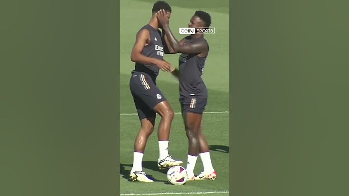 😂 Ça s'amuse à l'entraînement du #RealMadrid entre #Bellingham et #ViniciusJr ! #beINSPORTS #ap