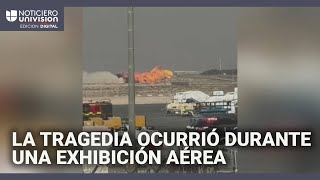 El momento en que un avión de combate pierde control y se estrella durante una exhibición