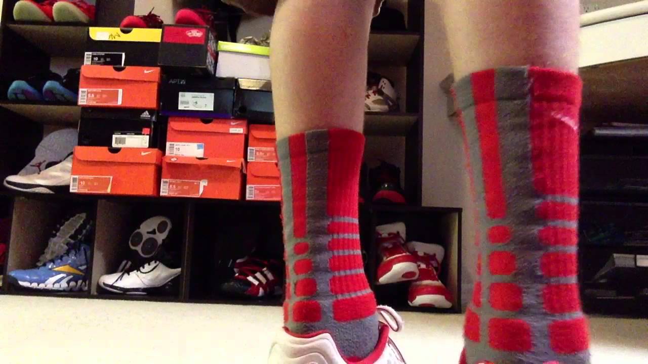 Nike Platinum Elite Sock On Feet Review 