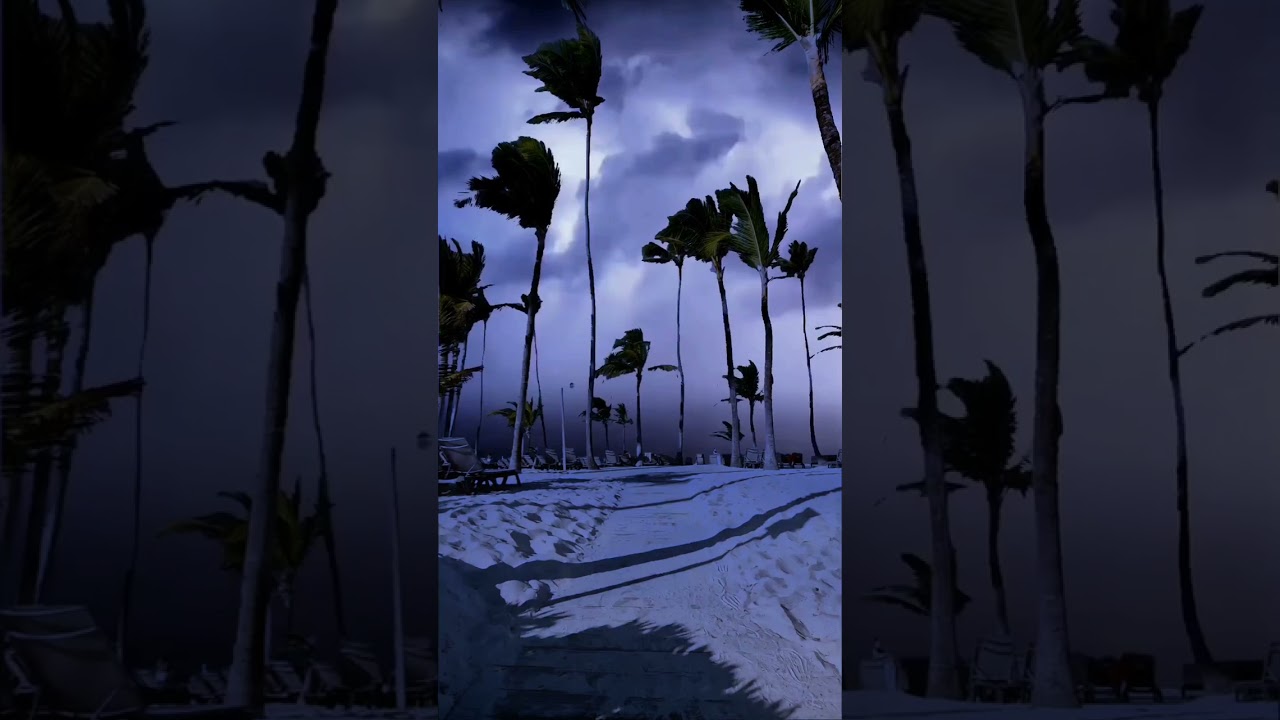 "⚡️Catatumbo Lightning: Venezuela's Natural Wonder 🌩️"