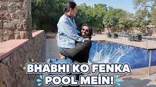 Download Lagu Bhabhi ko Feka POOL Mai || Family FUN on wedding VENUE🥳😍 MP3