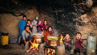 The Story of a Cave-Dwelling Family: Food, Play, and Love in the Heart of the Mountains 🌄