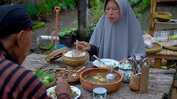 Panen Lengkuas Di Kebun | Bikin Masakan Sayur Asam, Oseng Teri, dan Sambal Terasi | Nikmat Banget