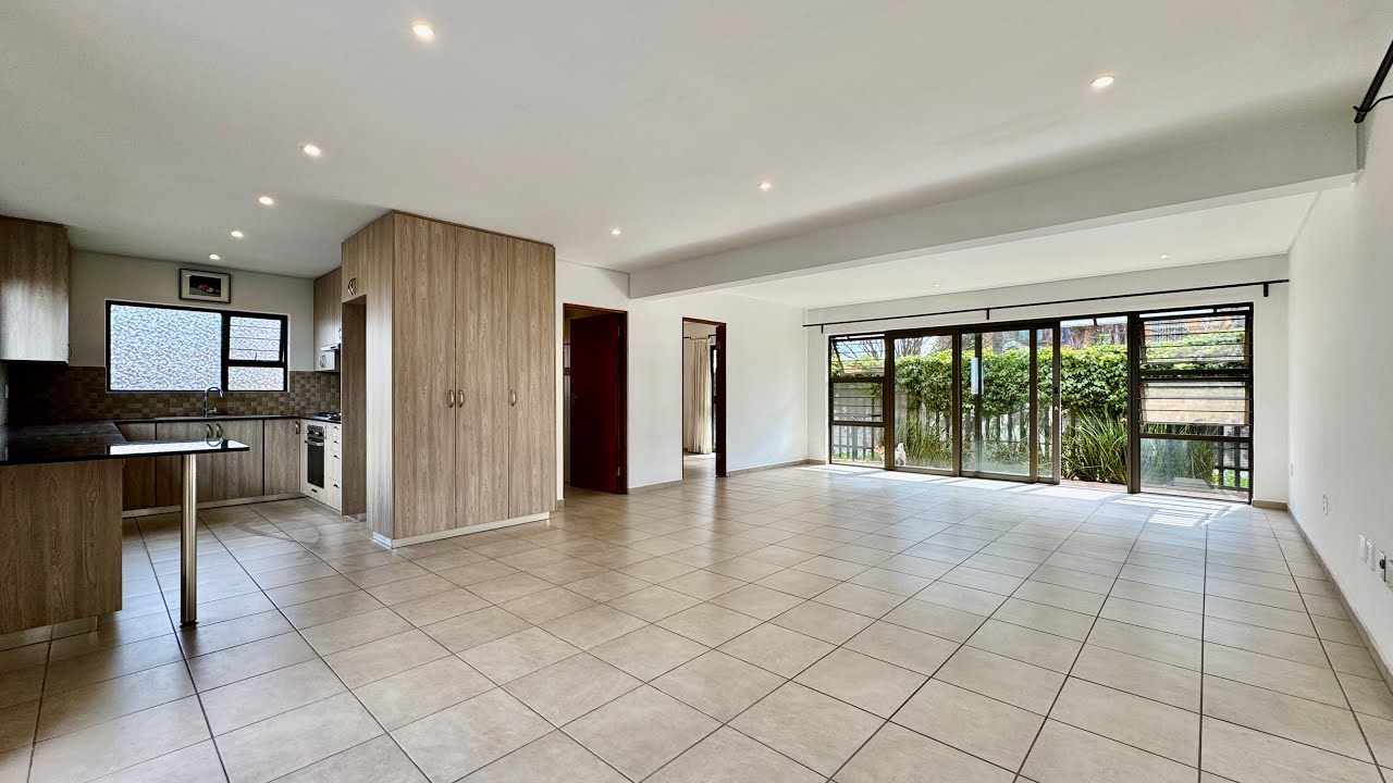 Modern One-Bedroom Cottage with Breathtaking Views – Linksfield Ridge