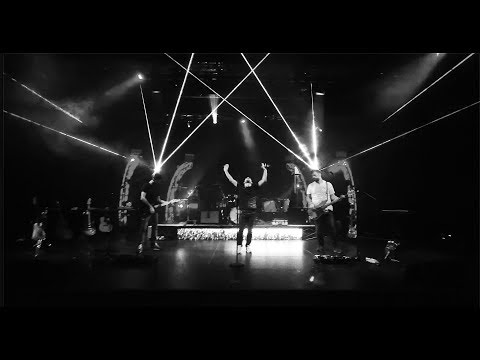 Avicii & Chris Martin - Heaven (behind the scene - Liveplay)