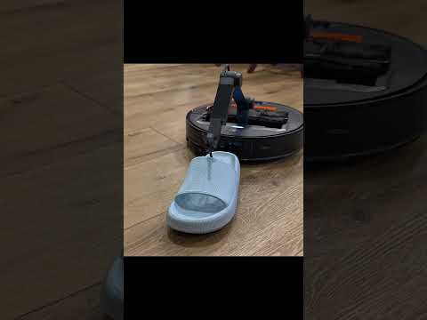 This robot knows how to clean up 🦾 #robotics #gadgets