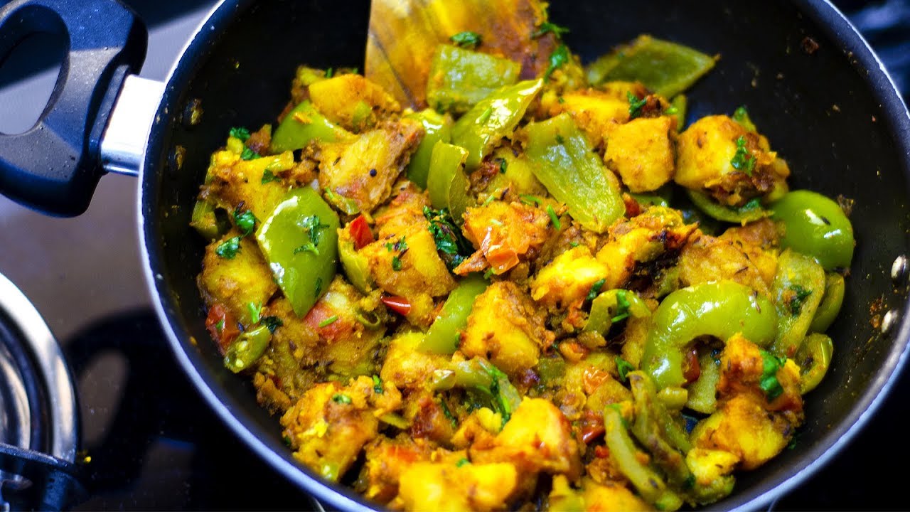 आलू शिमला मिर्च की सूखी सब्ज़ी | Shimla Mirch aur Aloo recipe in Hindi | Potato Capsicum Recipe | Taste Unfold
