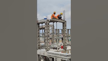 Technical Install beam formwork for concrete roof beam