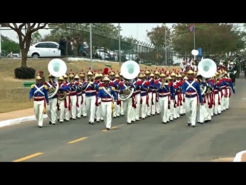 Marchas e Dobrados do Brasil - Dobrado 206.wmv 