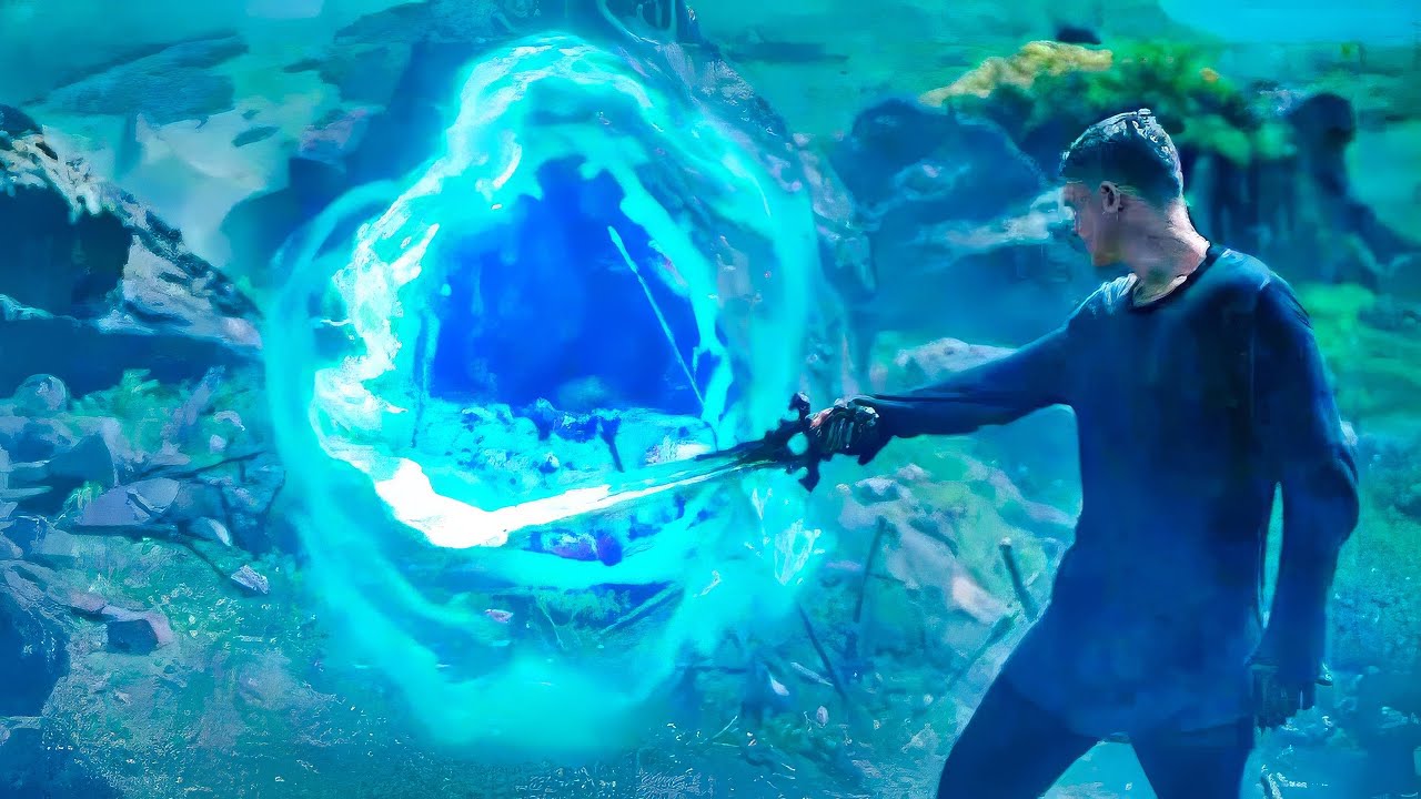 Мужчина находит таинственный меч и начинает переписывать время