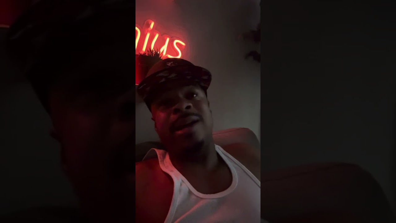 Избранные‼️Привлекают чудаков! 😟