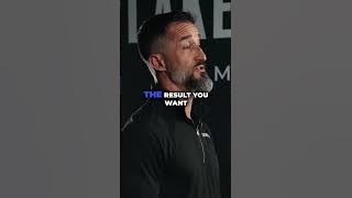 What is the ideal pressure and speed to use when buffing a car to avoid swirl marks? 🧐🚗