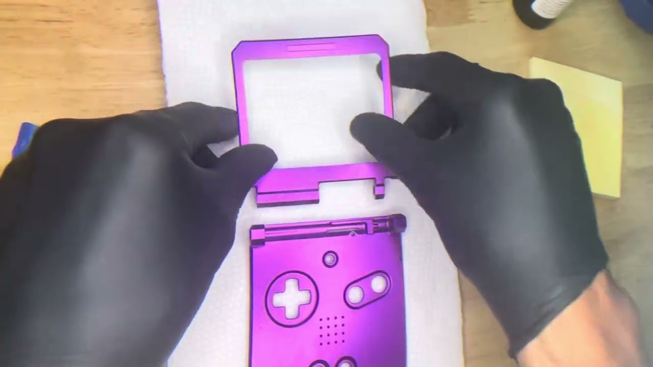 Loose Game Boy hinges?