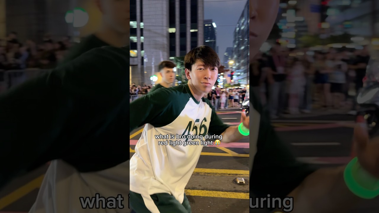 Red Light Green Light IRL at the Squid Game Parade!