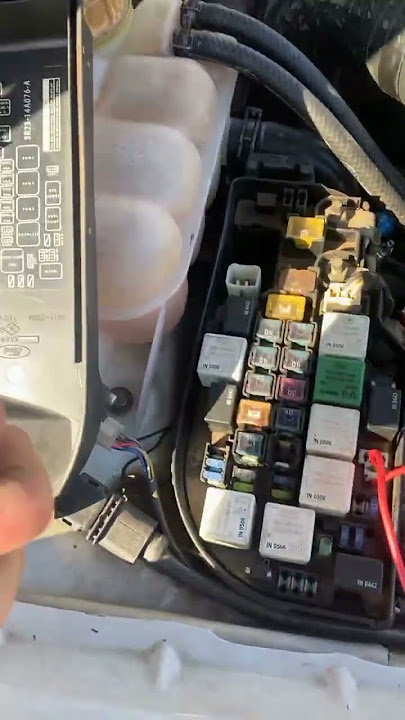 How to Drain a Ford Falcon BA/BF/FG/FGX Fuel Tank (Anti-Siphon)