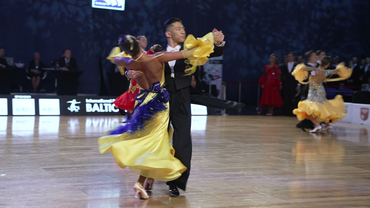 WDSF Standard. Tango