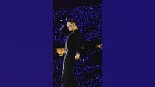 William Chan’s hot dance performance at Joker Xue’s concert 陈伟霆现场热舞唱跳，扭腰太好看了！担任薛之谦北京演唱会嘉宾