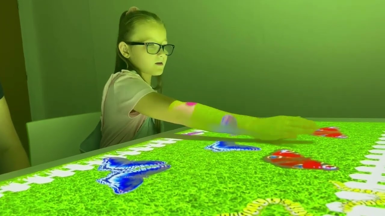 Budii Interactive Projector for Children with Special Needs - Fun Activities to Stimulate and Calm!