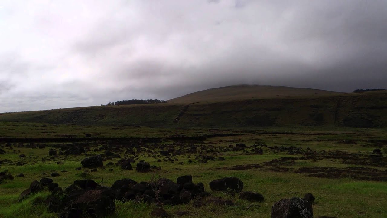 Rano Raraku, Poike, Ahu Toŋariki