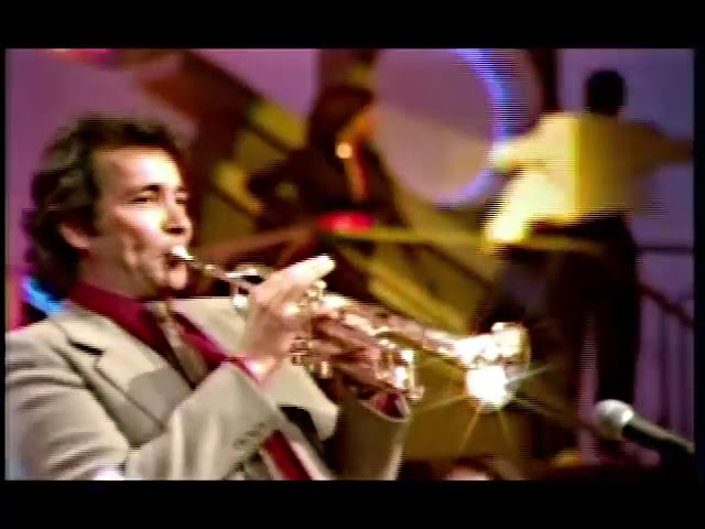 Herb Alpert performs 