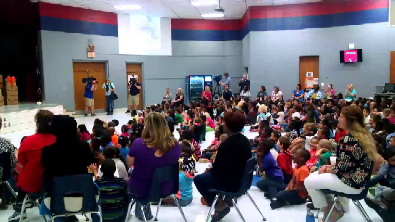 Amazon donates school supplies to Chapman Elementary YouTube