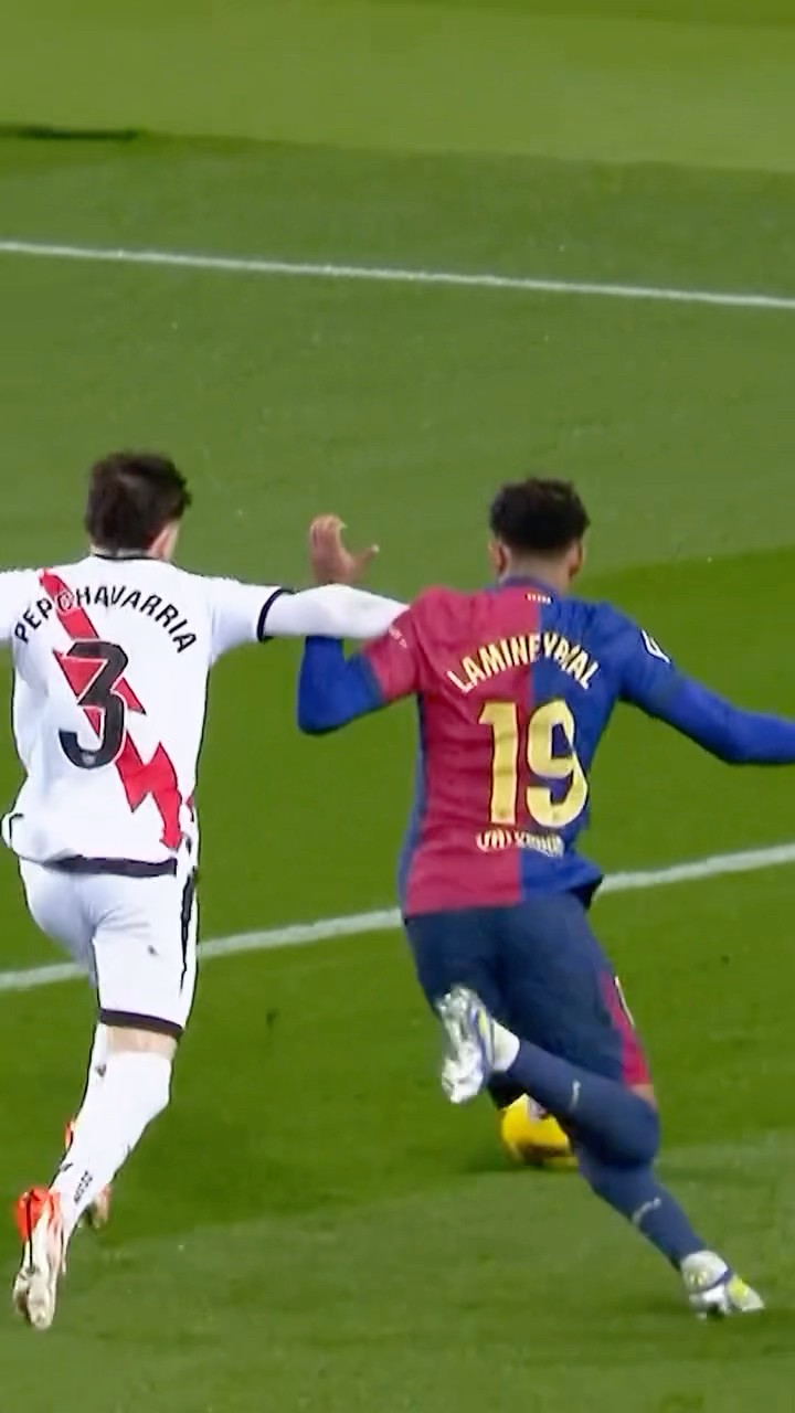 LAMINE YAMAL’s control! ?