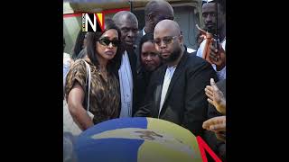 📽️ King Oyos body arrives at Humura playground aboard helicopter