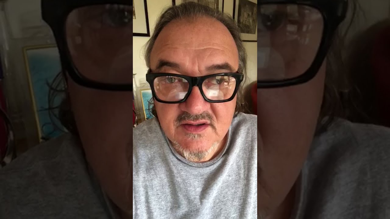 Видео-приветствие: Энди Морахан